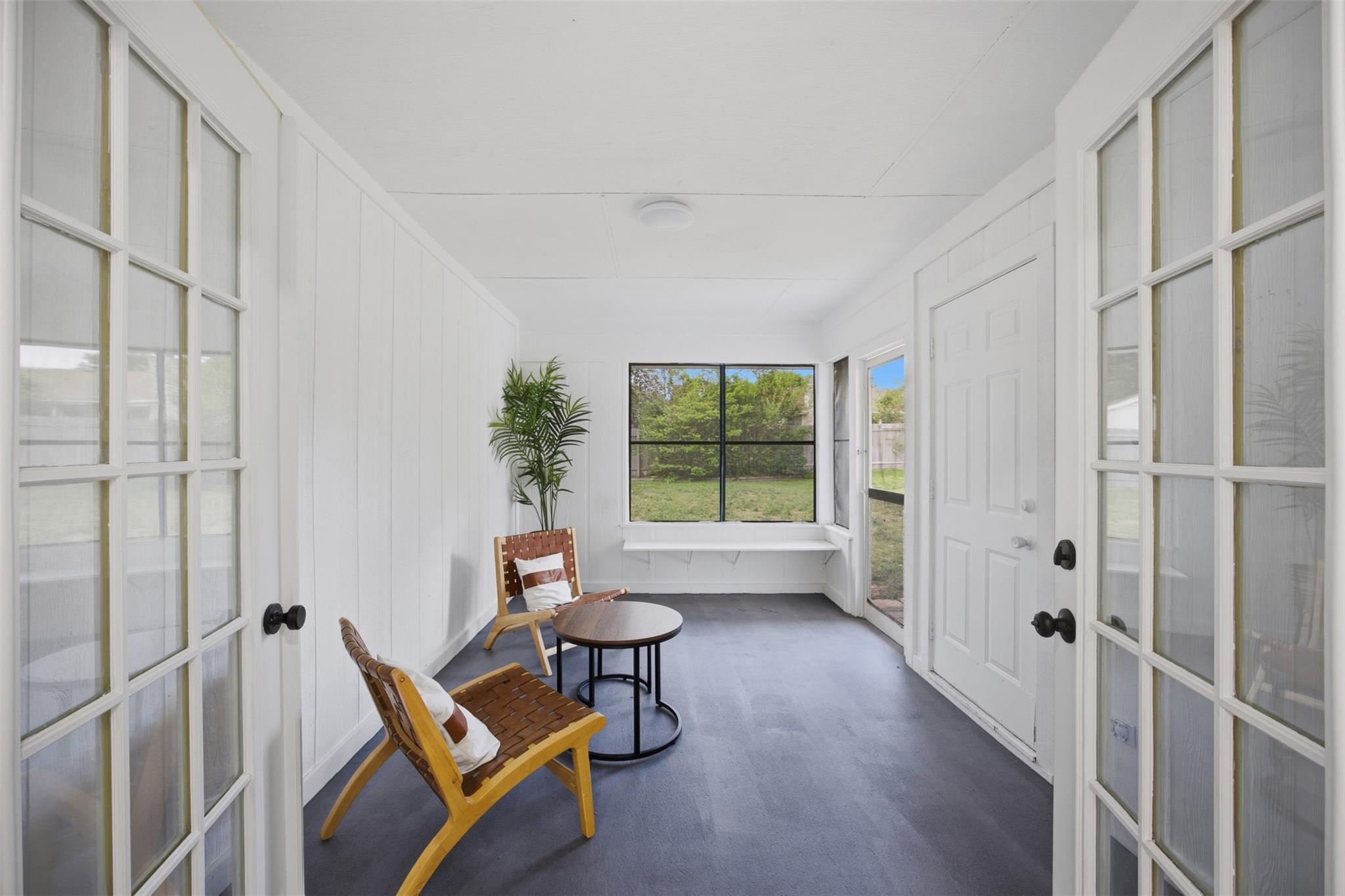 205 Sunshine Dr, Georgetown, TX 78628