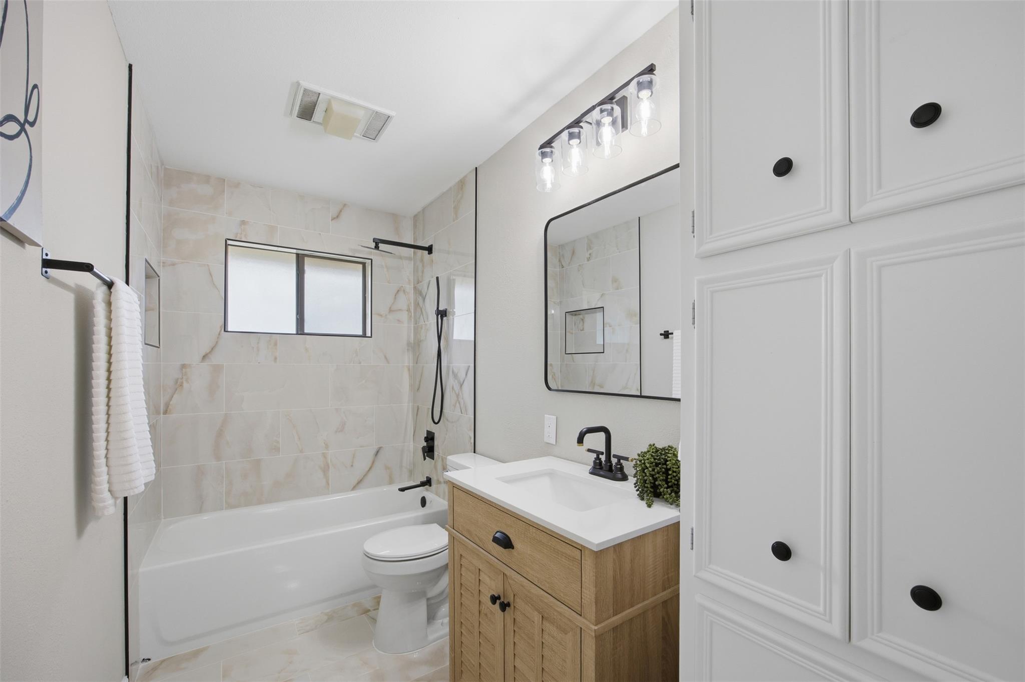 205 Sunshine Dr, Georgetown, TX 78628