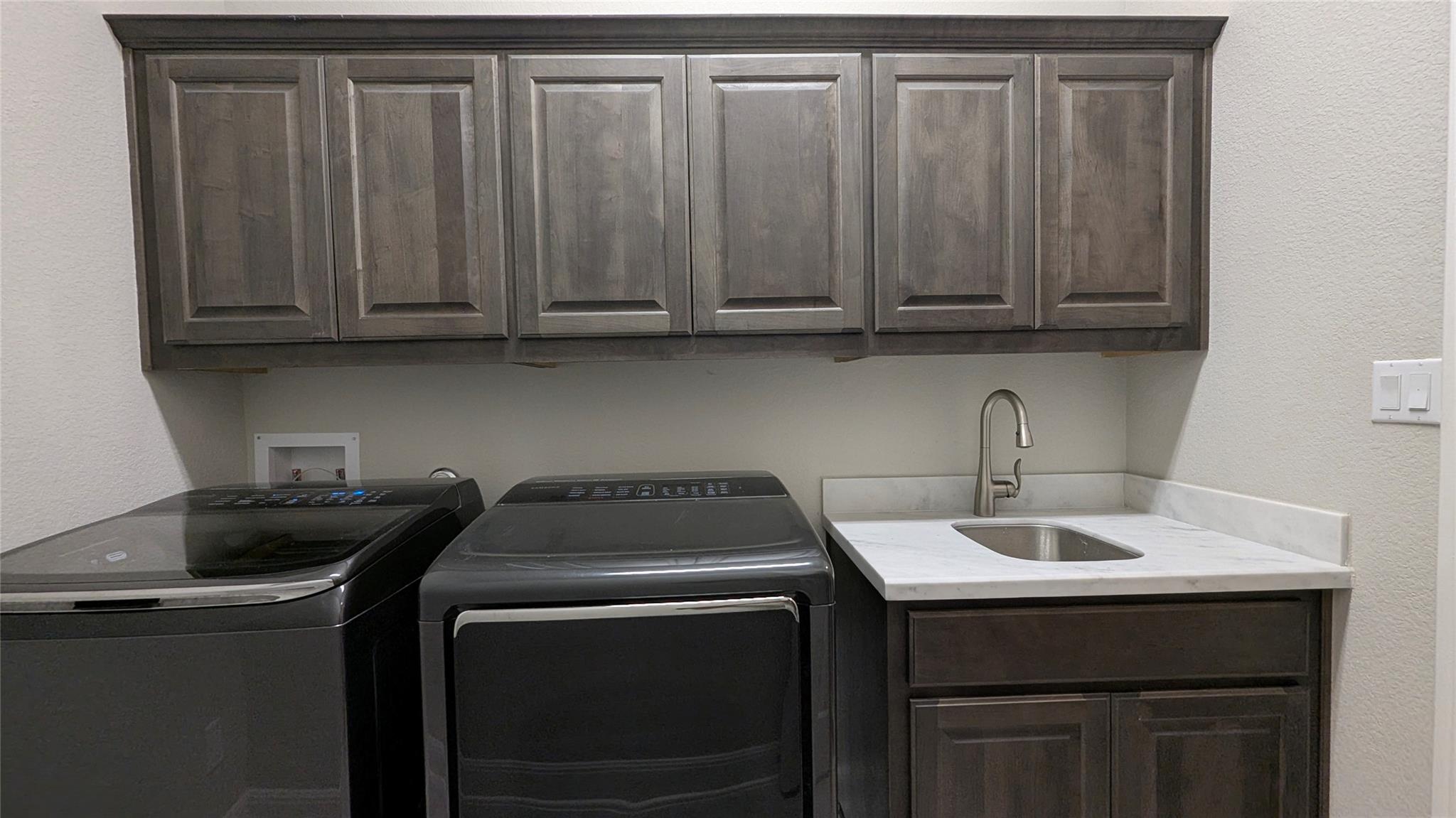 467 Jacksdaw Dr, Austin, TX 78737