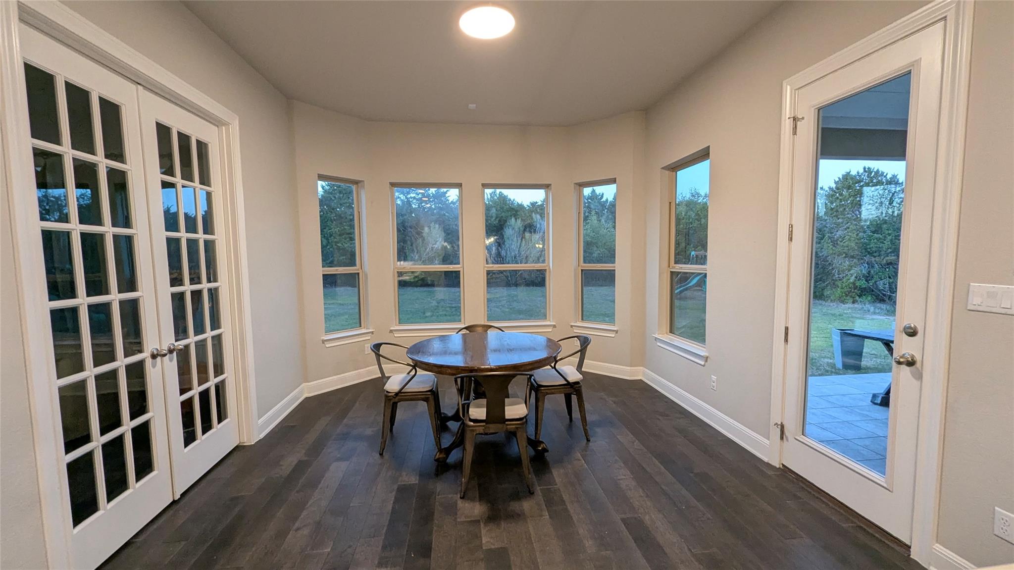 467 Jacksdaw Dr, Austin, TX 78737