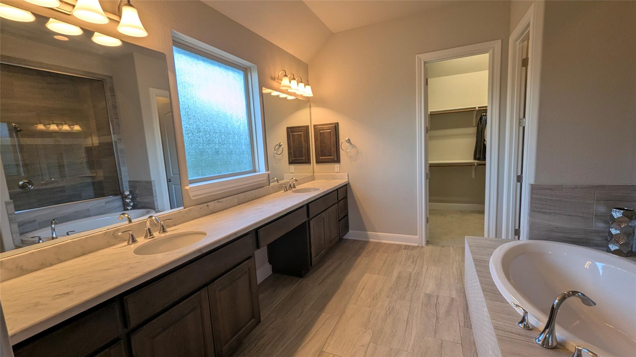 467 Jacksdaw Dr, Austin, TX 78737