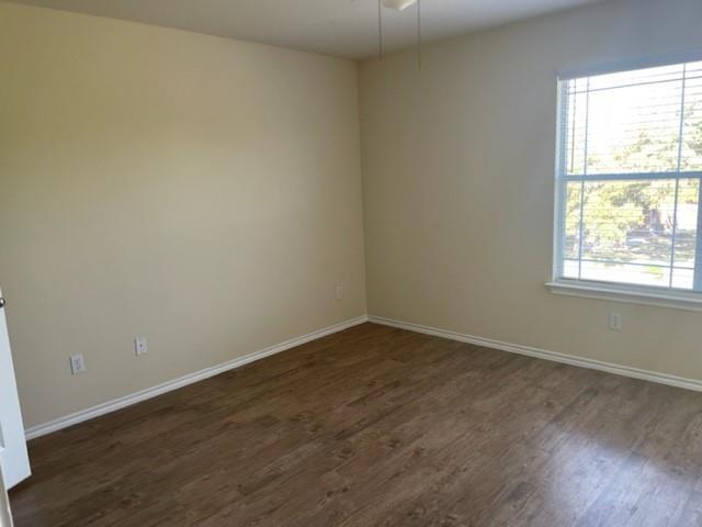 2105 Fall Creek Dr, Leander, TX 78641