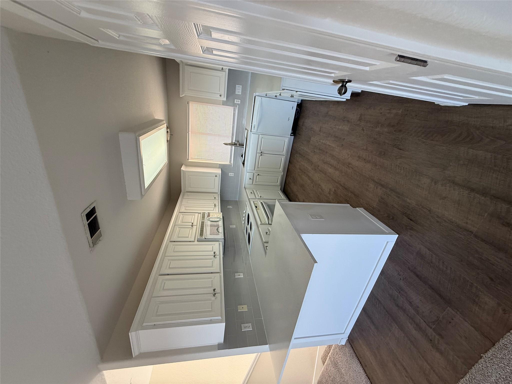 21304 High Dr, Lago Vista, TX 78645