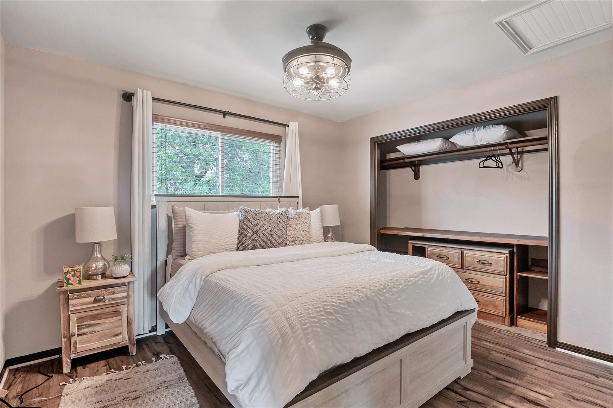 901 Oakcrest Cir, Cedar Park, TX 78613