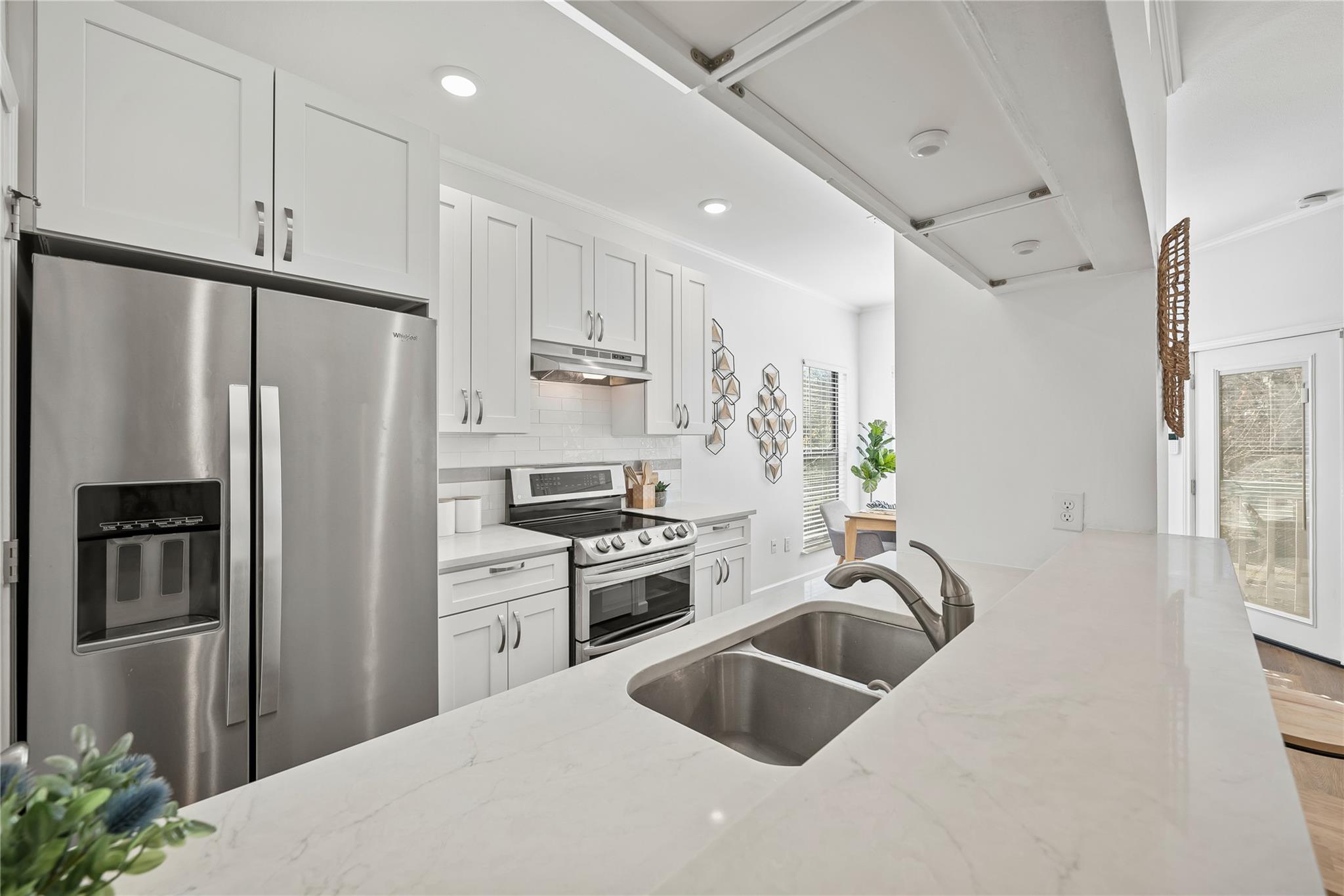 6501 COLUMBIA OAKS Ct # D8, Austin, TX 78759