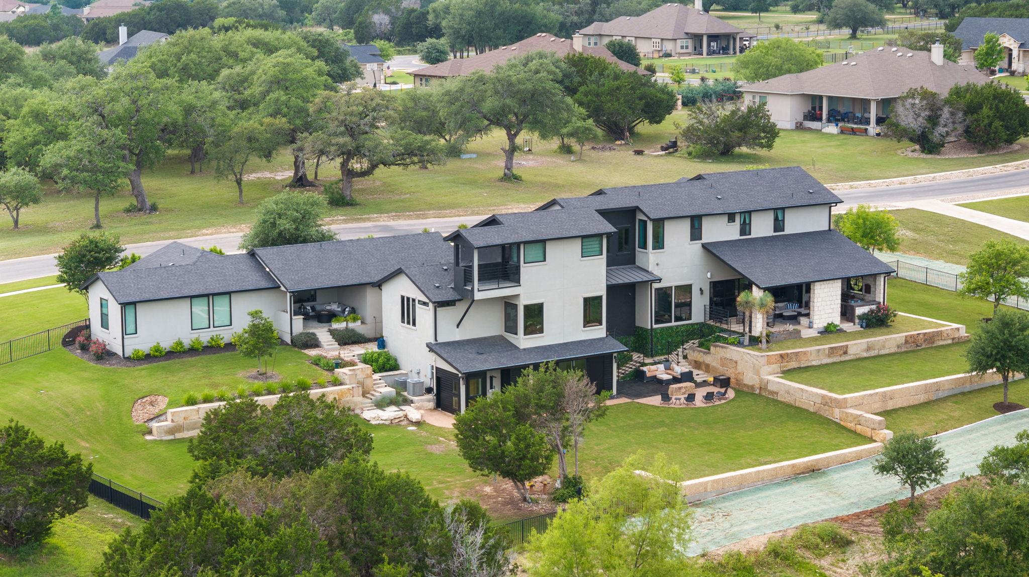 608 Buffalo Trl, Liberty Hill, TX 78642