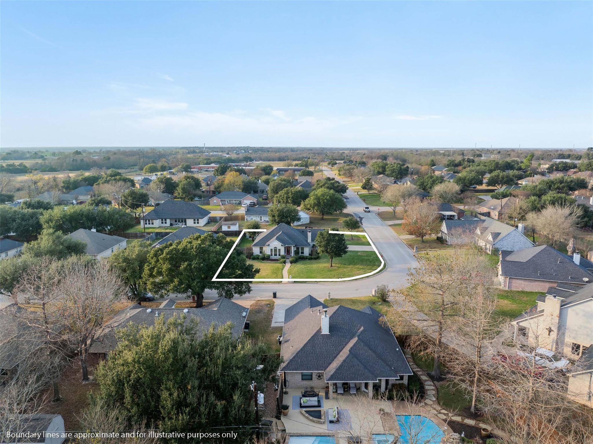 813 Woodson Drive, Caldwell, TX 77836