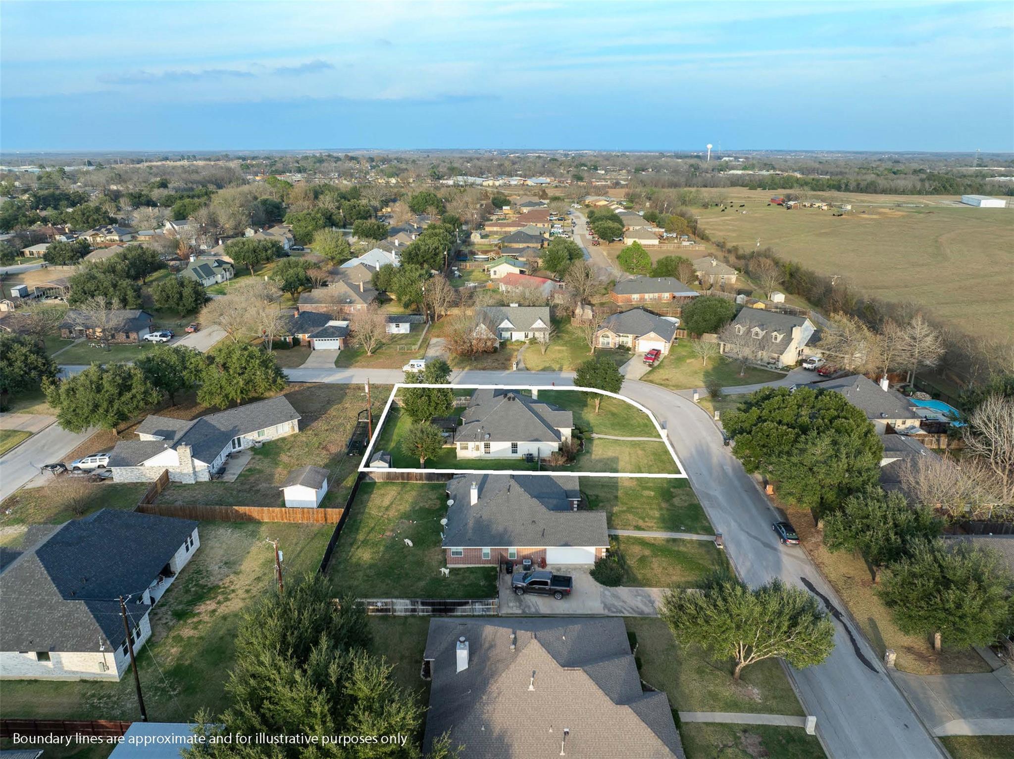 813 Woodson Drive, Caldwell, TX 77836