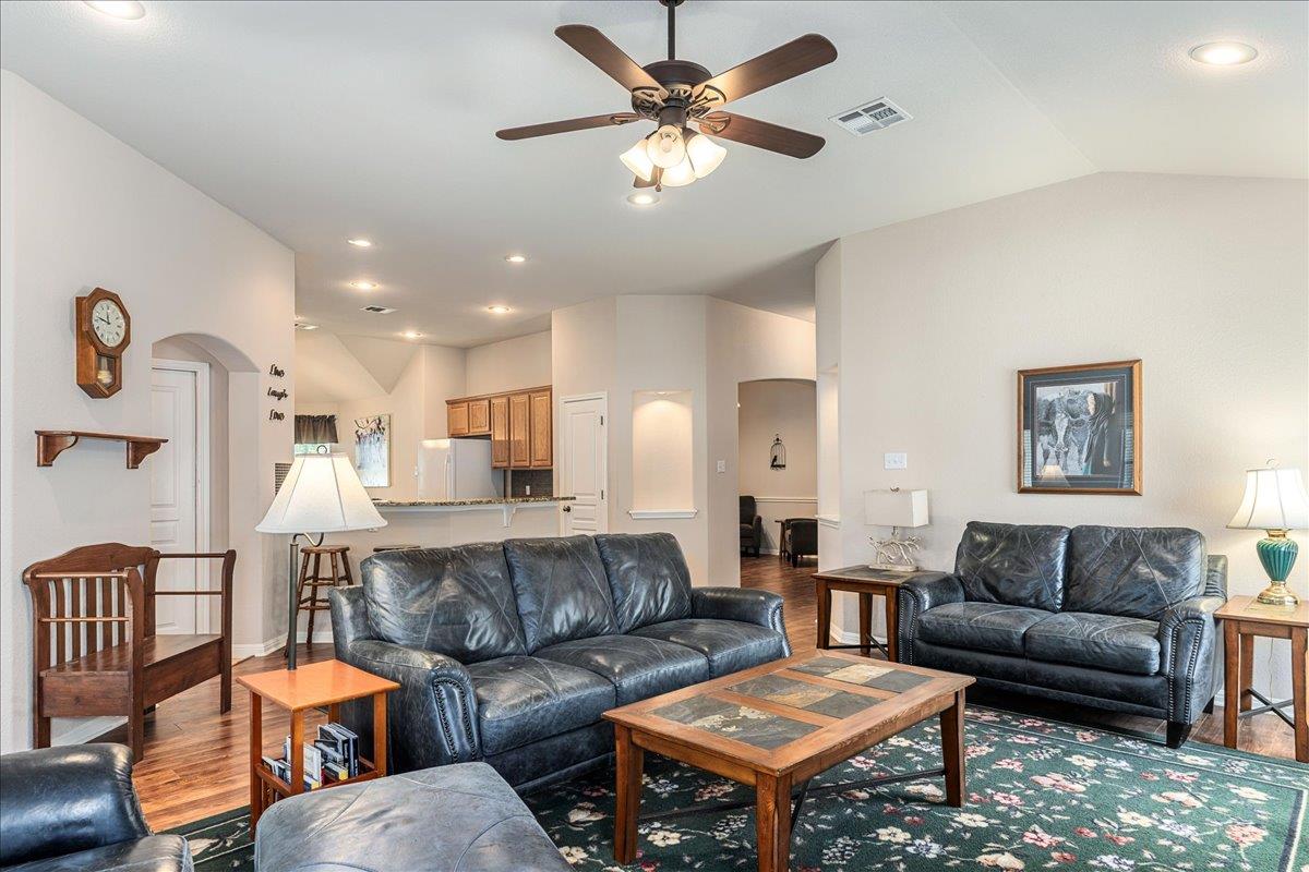 1505 Discovery Blvd, Cedar Park, TX 78613