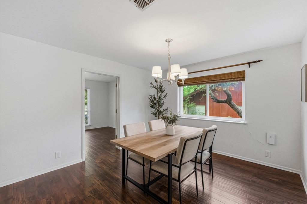 11819 Highland Oaks Trl, Austin, TX 78759