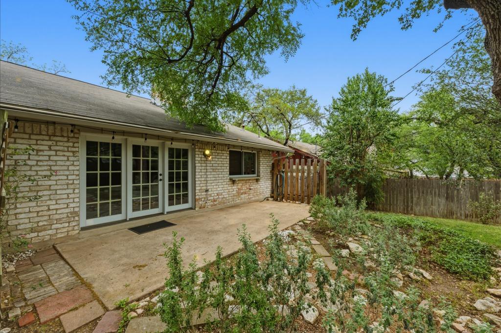 11819 Highland Oaks Trl, Austin, TX 78759