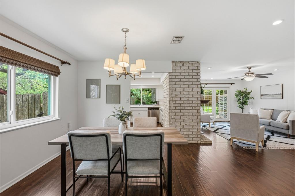 11819 Highland Oaks Trl, Austin, TX 78759