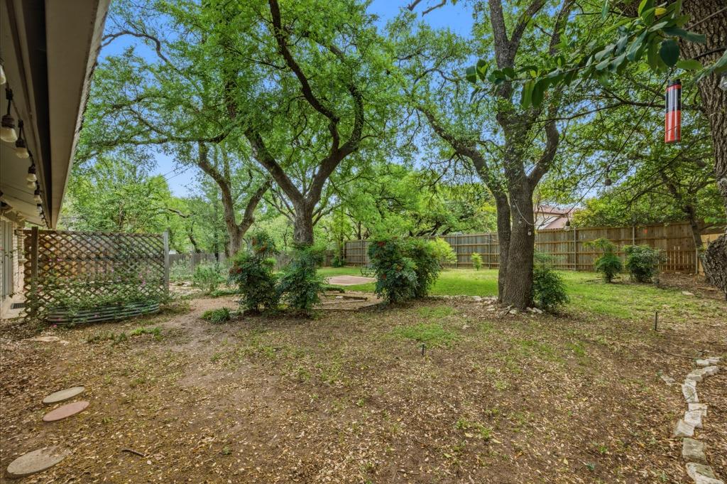 11819 Highland Oaks Trl, Austin, TX 78759
