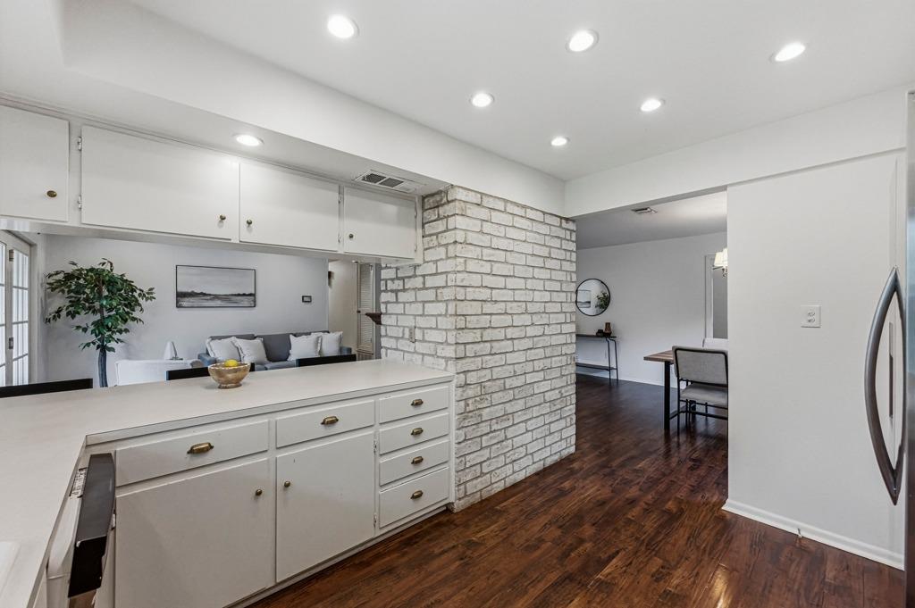 11819 Highland Oaks Trl, Austin, TX 78759