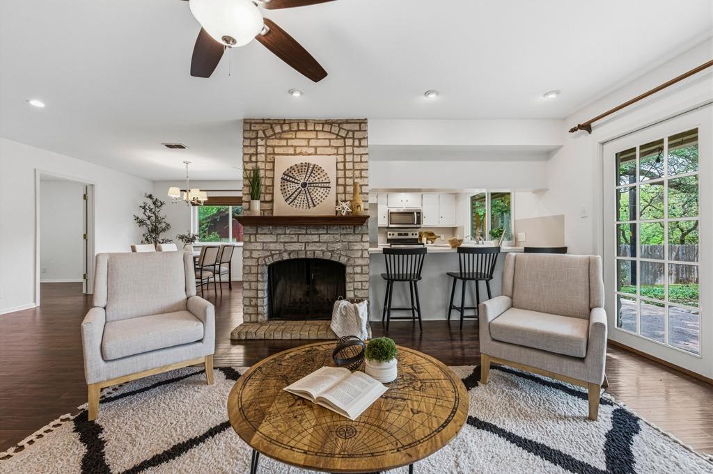 11819 Highland Oaks Trl, Austin, TX 78759