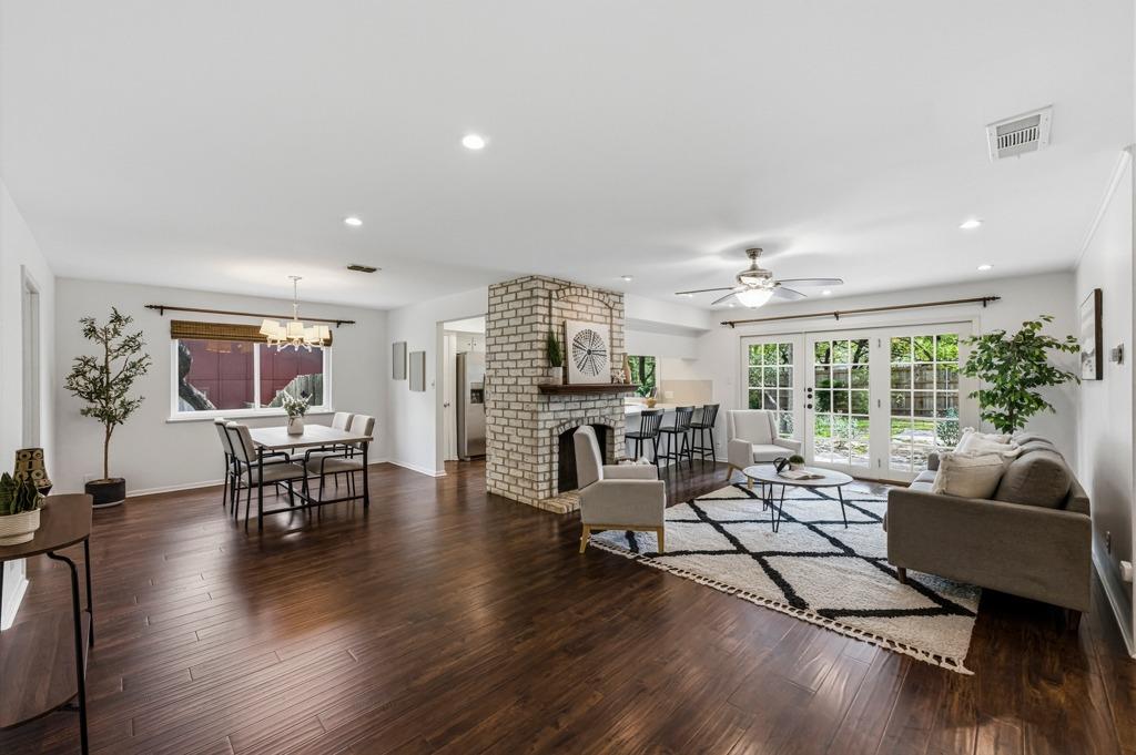 11819 Highland Oaks Trl, Austin, TX 78759