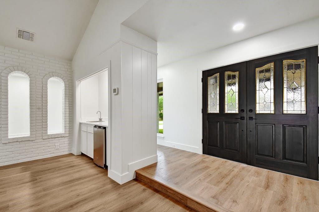 4 Valley View Ln, New Braunfels, TX 78130