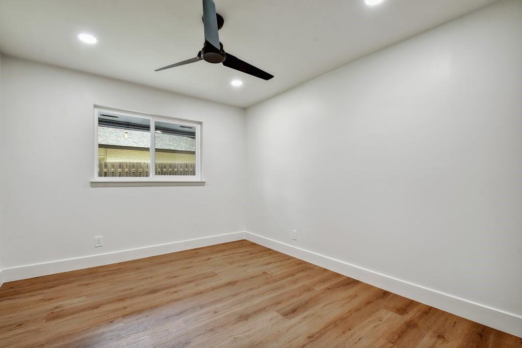 4 Valley View Ln, New Braunfels, TX 78130