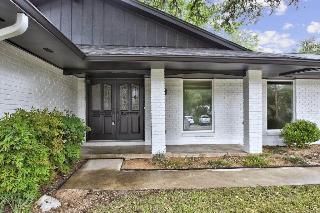 4 Valley View Ln, New Braunfels, TX 78130