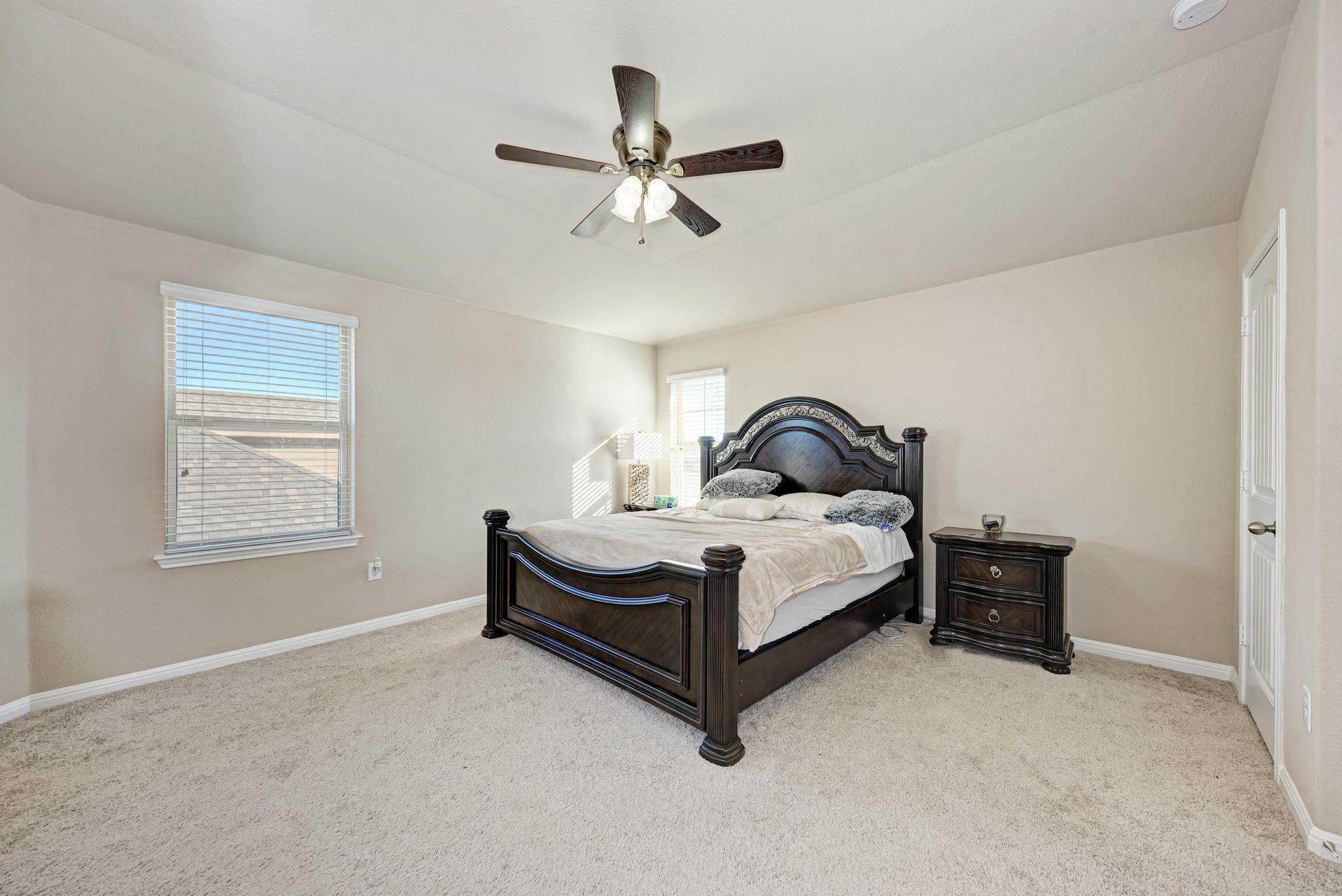 701 Schefer St, Leander, TX 78641