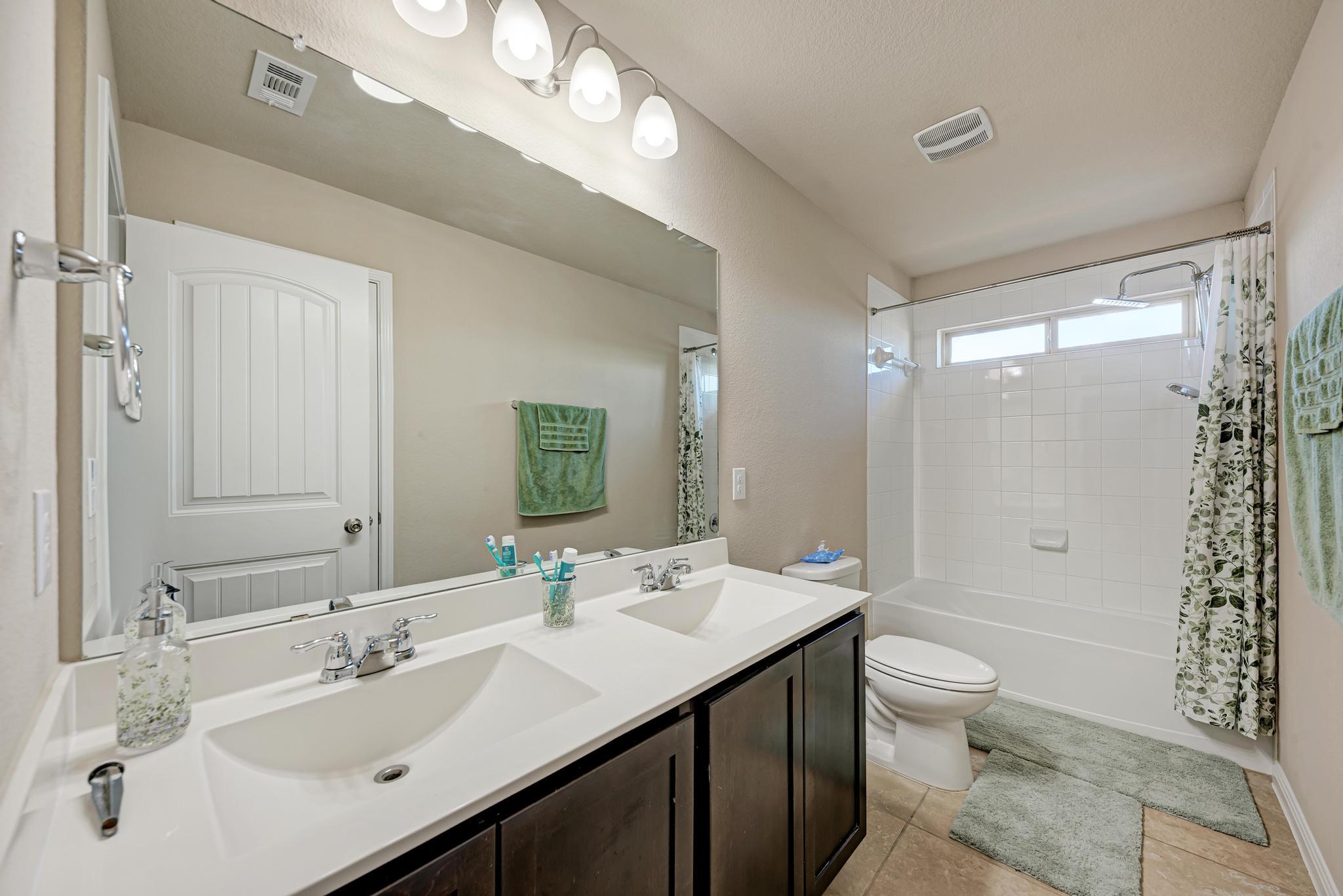 701 Schefer St, Leander, TX 78641