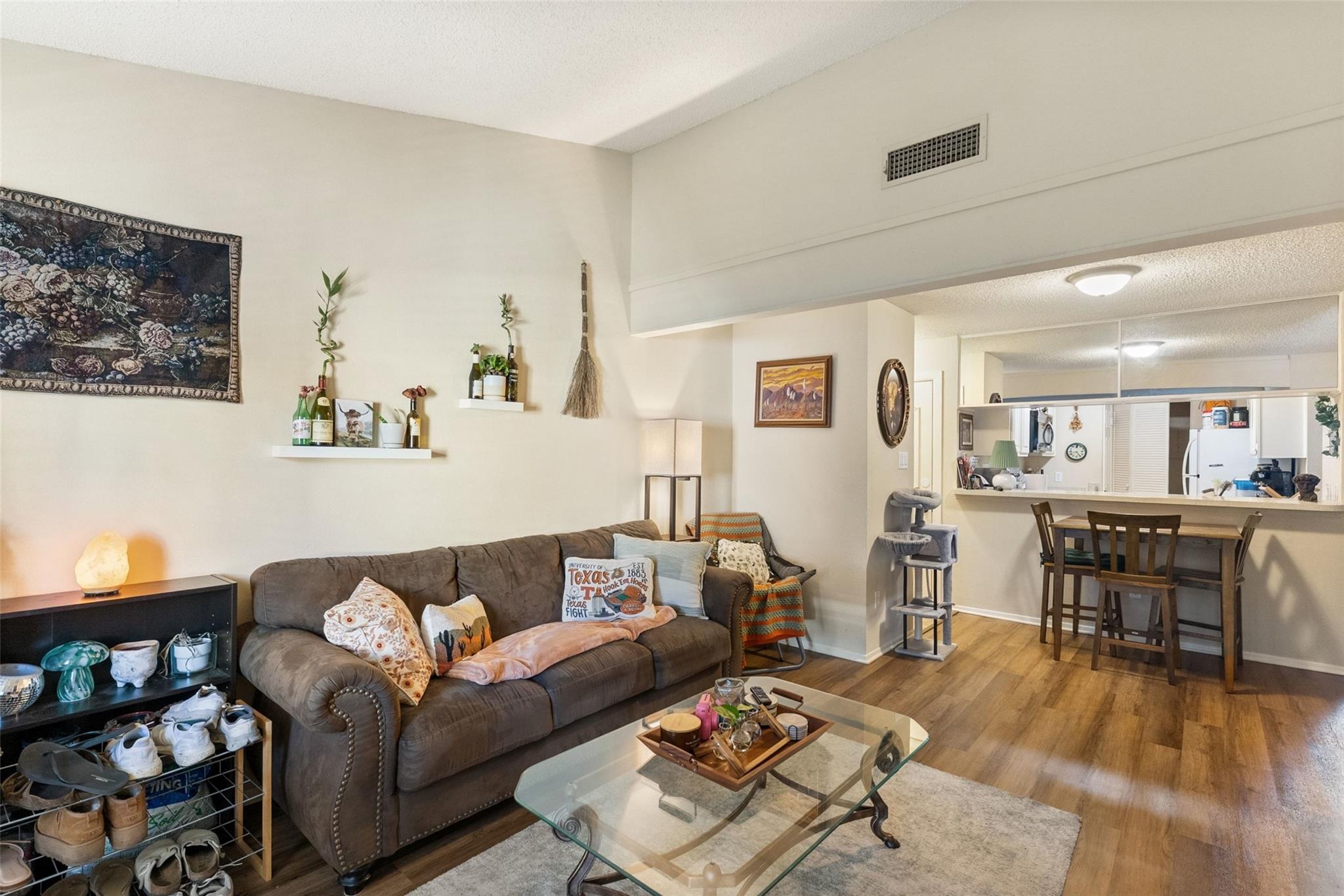 806 W 24th St # 328, Austin, TX 78705