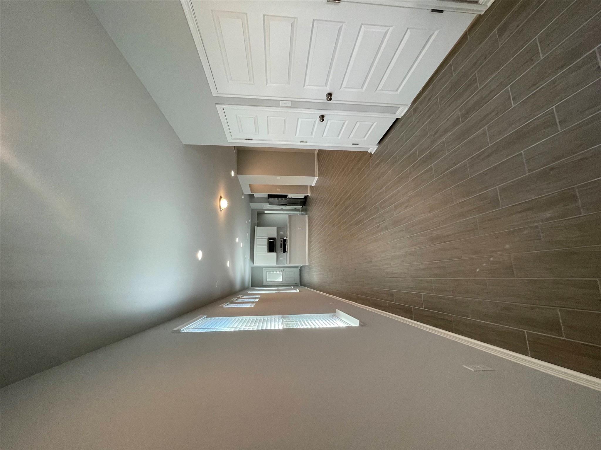 125 Unforgiven Ln, Jarrell, TX 76537