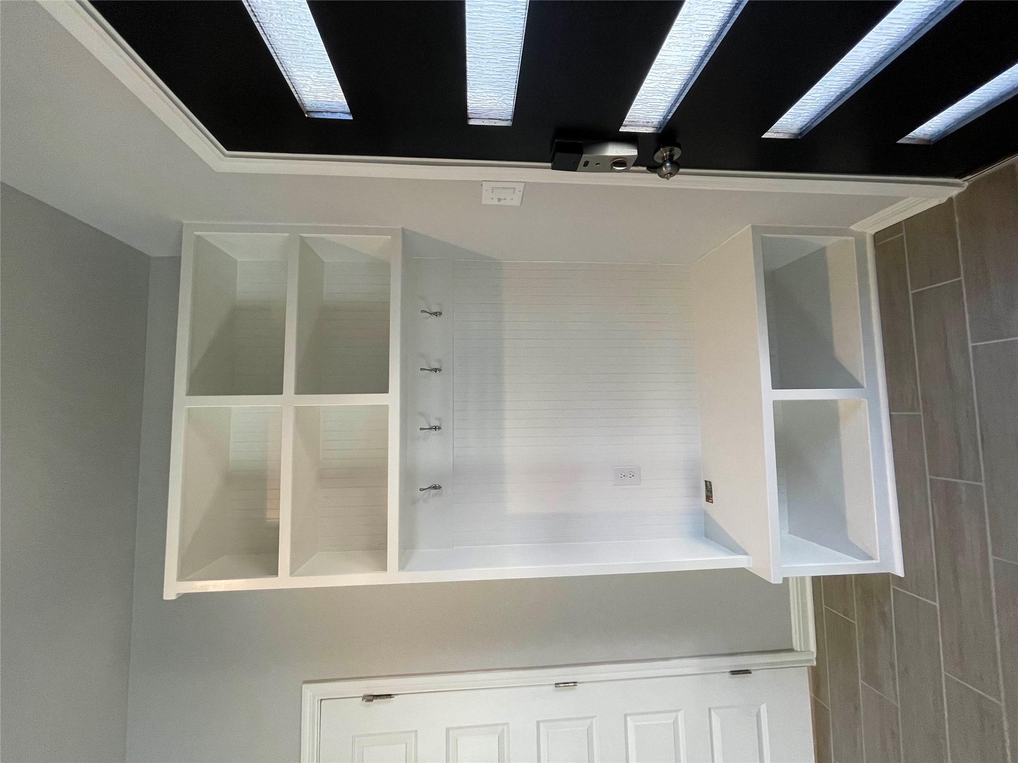 125 Unforgiven Ln, Jarrell, TX 76537