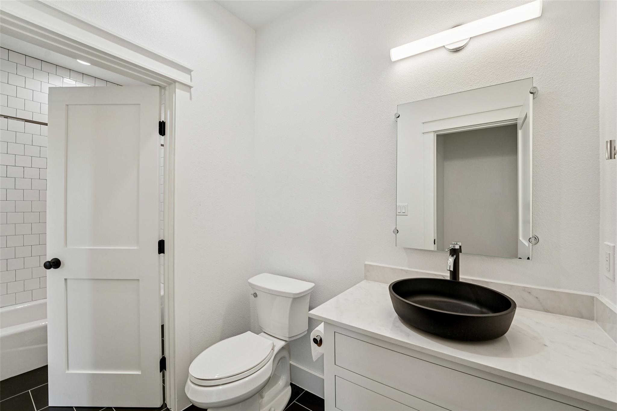 416 Stagecoach Trl, San Marcos, TX 78666