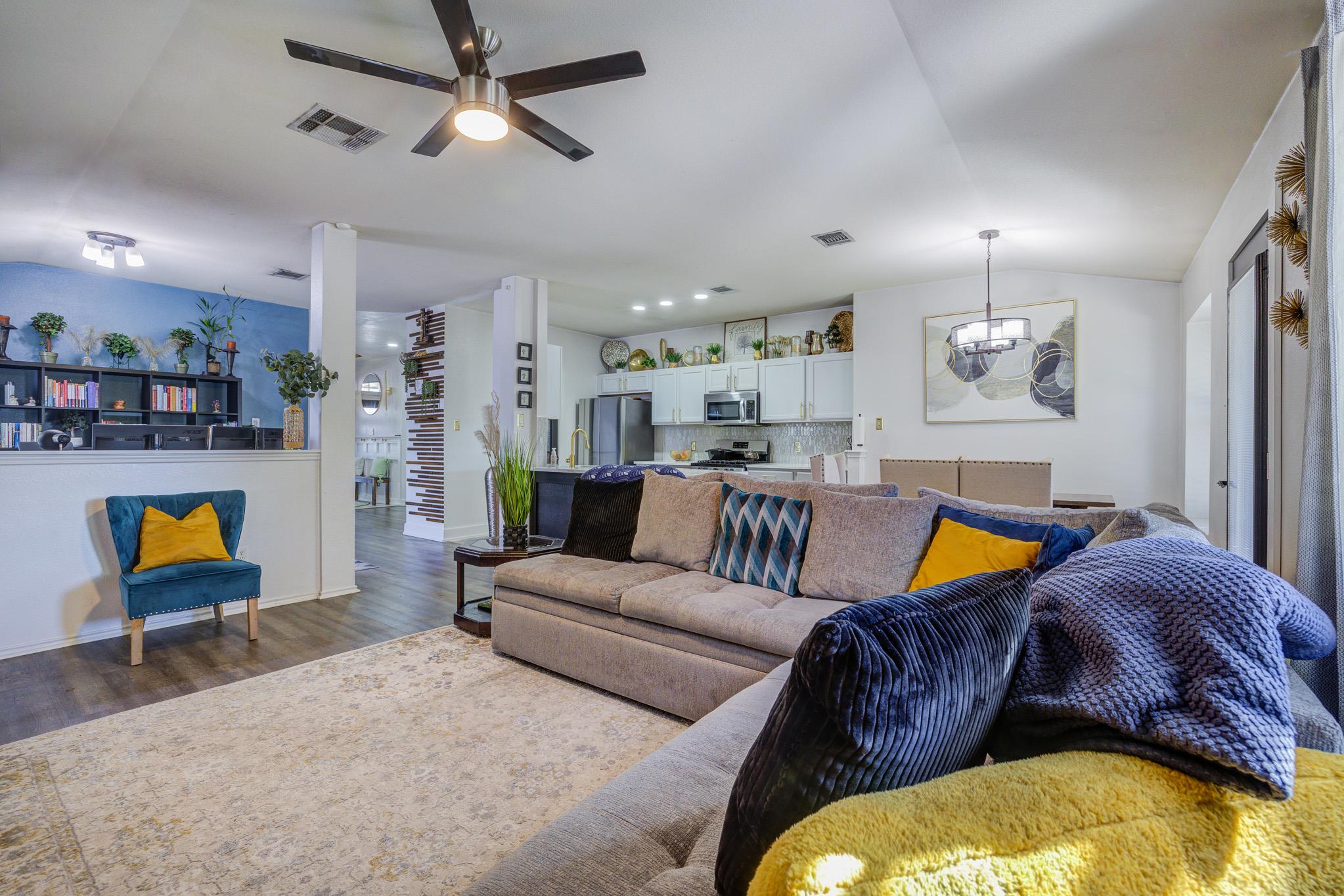 1201 N Darjeeling Dr, Pflugerville, TX 78660