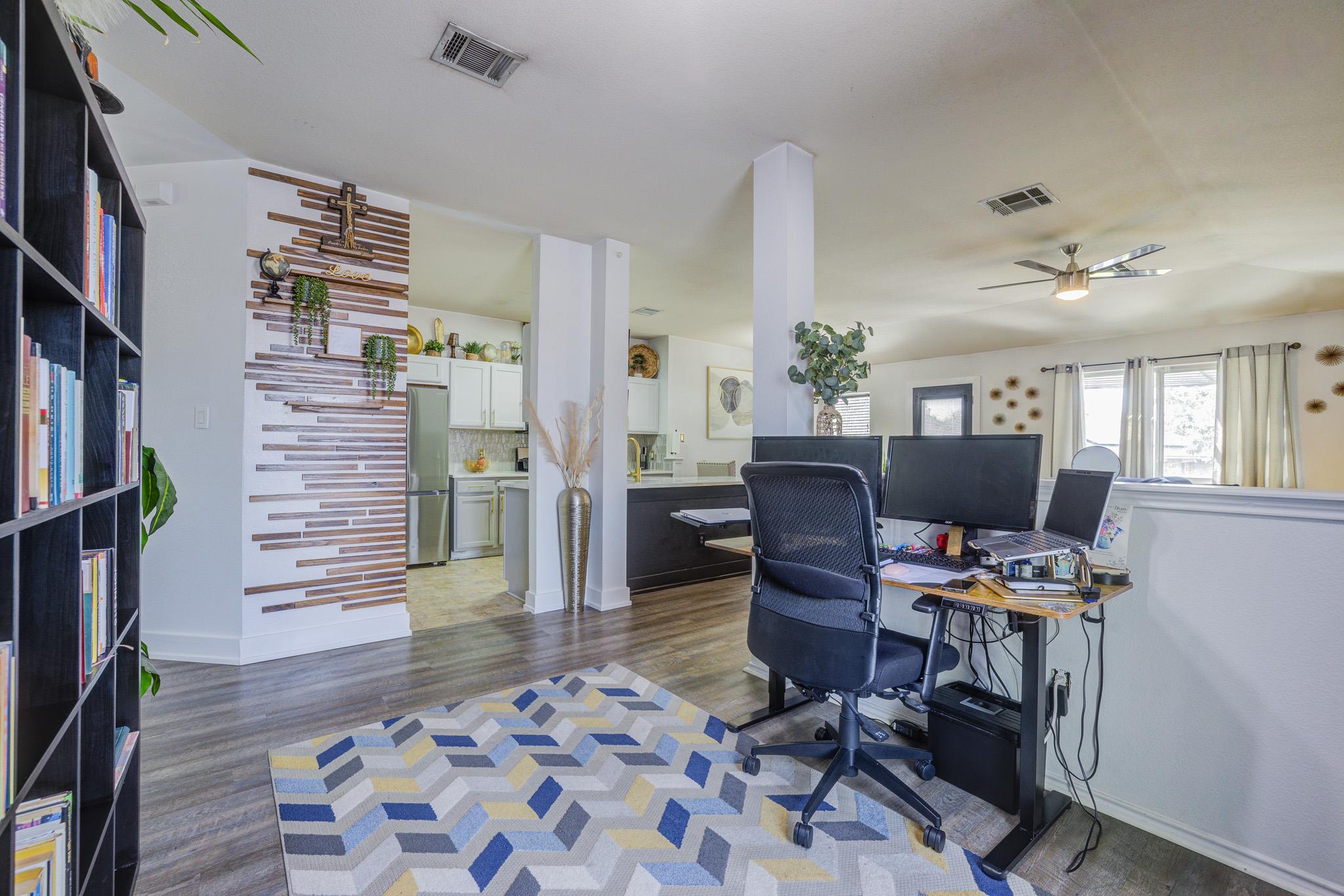 1201 N Darjeeling Dr, Pflugerville, TX 78660