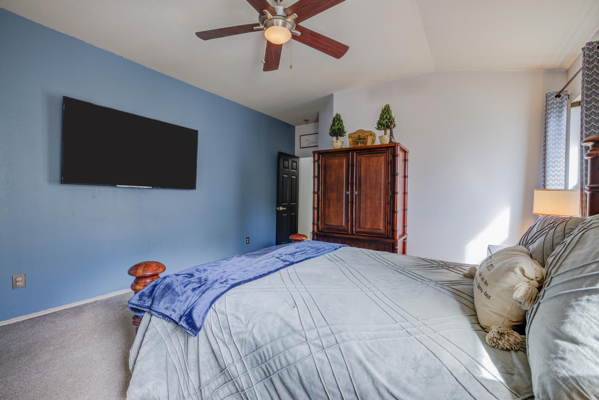 1201 N Darjeeling Dr, Pflugerville, TX 78660