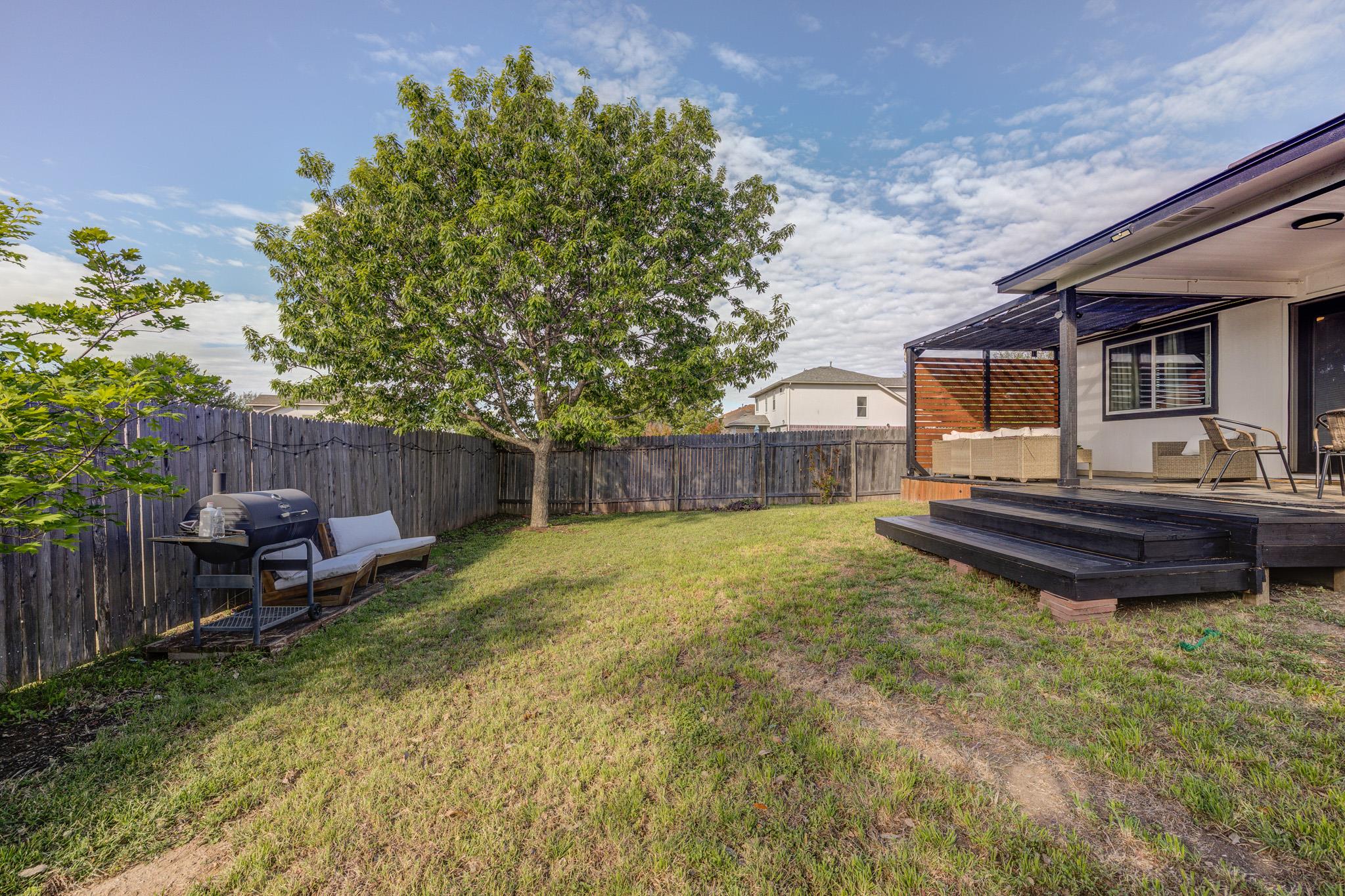 1201 N Darjeeling Dr, Pflugerville, TX 78660