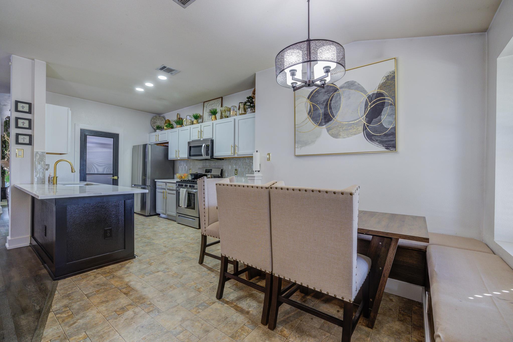 1201 N Darjeeling Dr, Pflugerville, TX 78660