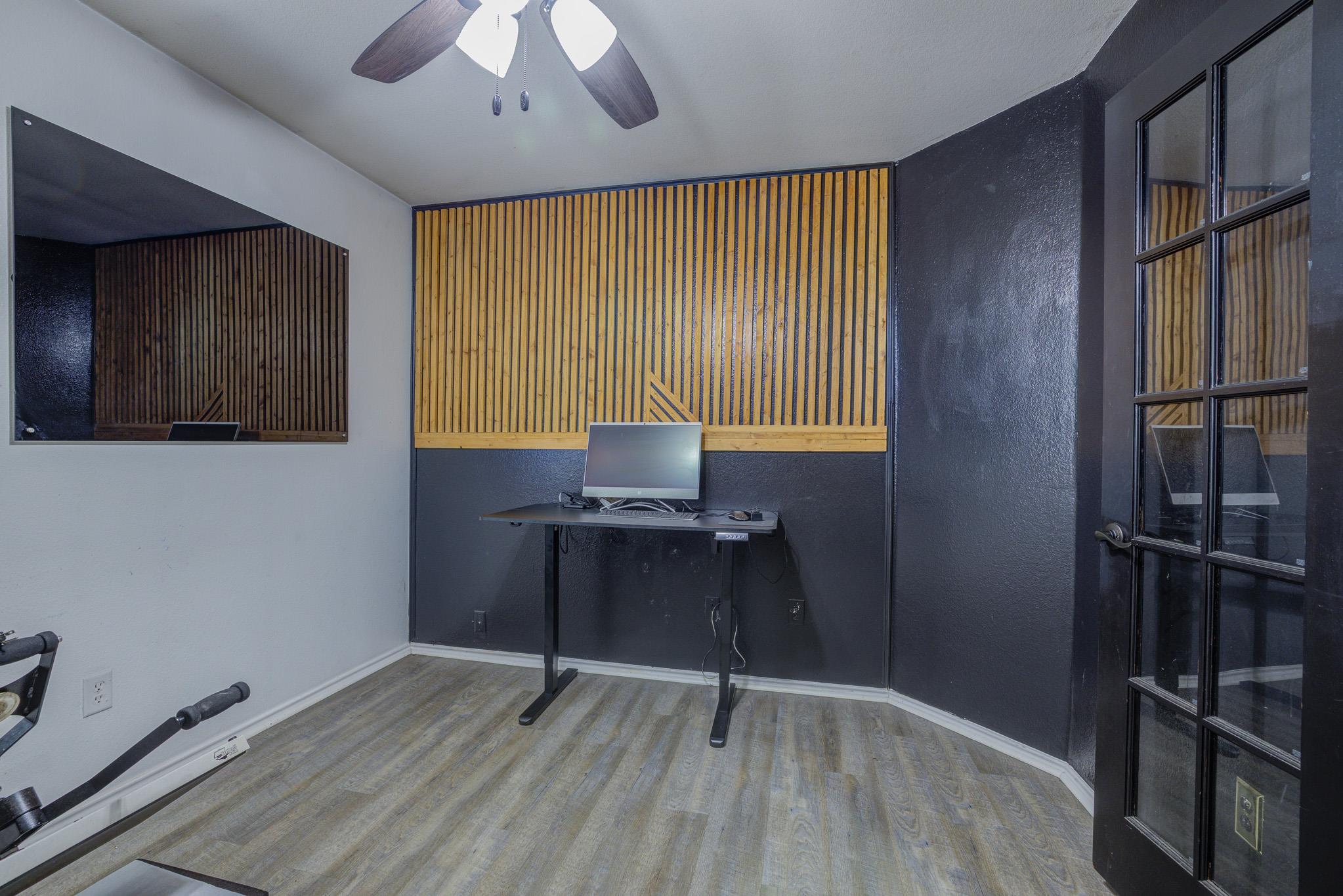 1201 N Darjeeling Dr, Pflugerville, TX 78660