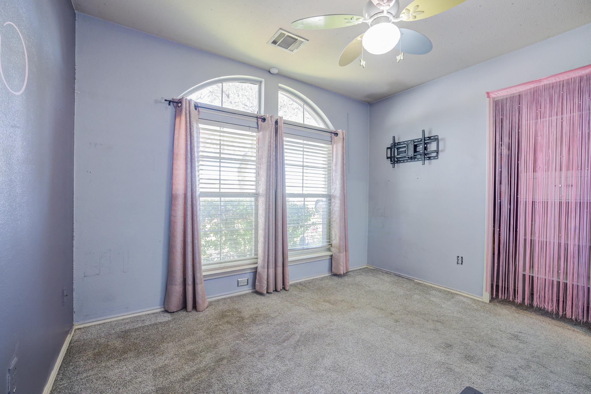 1201 N Darjeeling Dr, Pflugerville, TX 78660