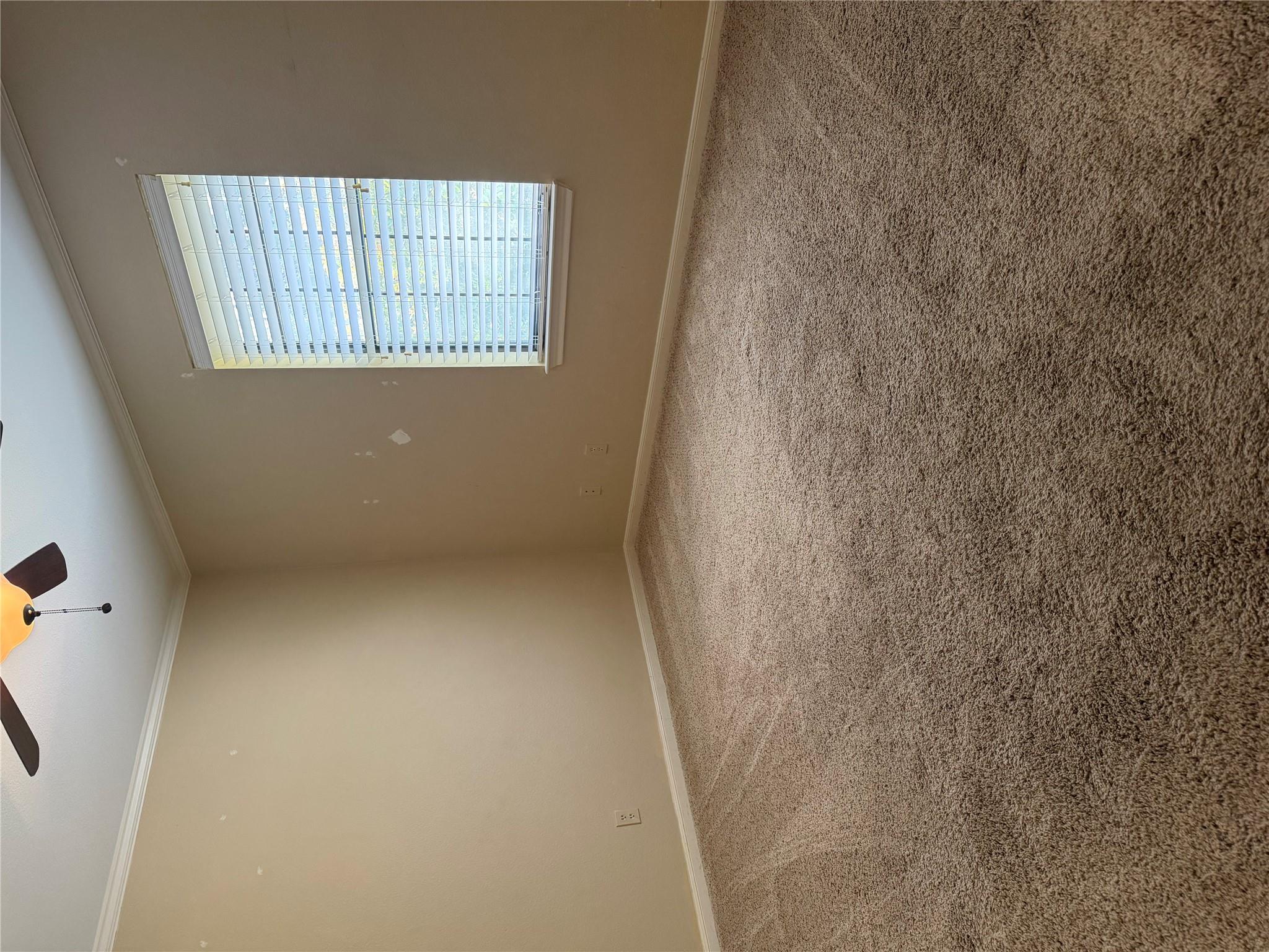 611 Rolling Green Dr, Lakeway, TX 78734