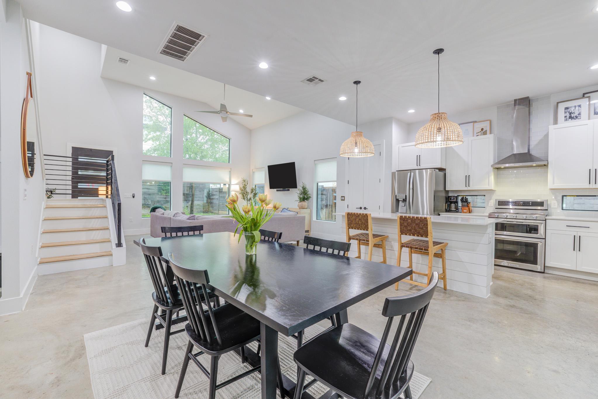 5520 Woodrow Ave # 2, Austin, TX 78756