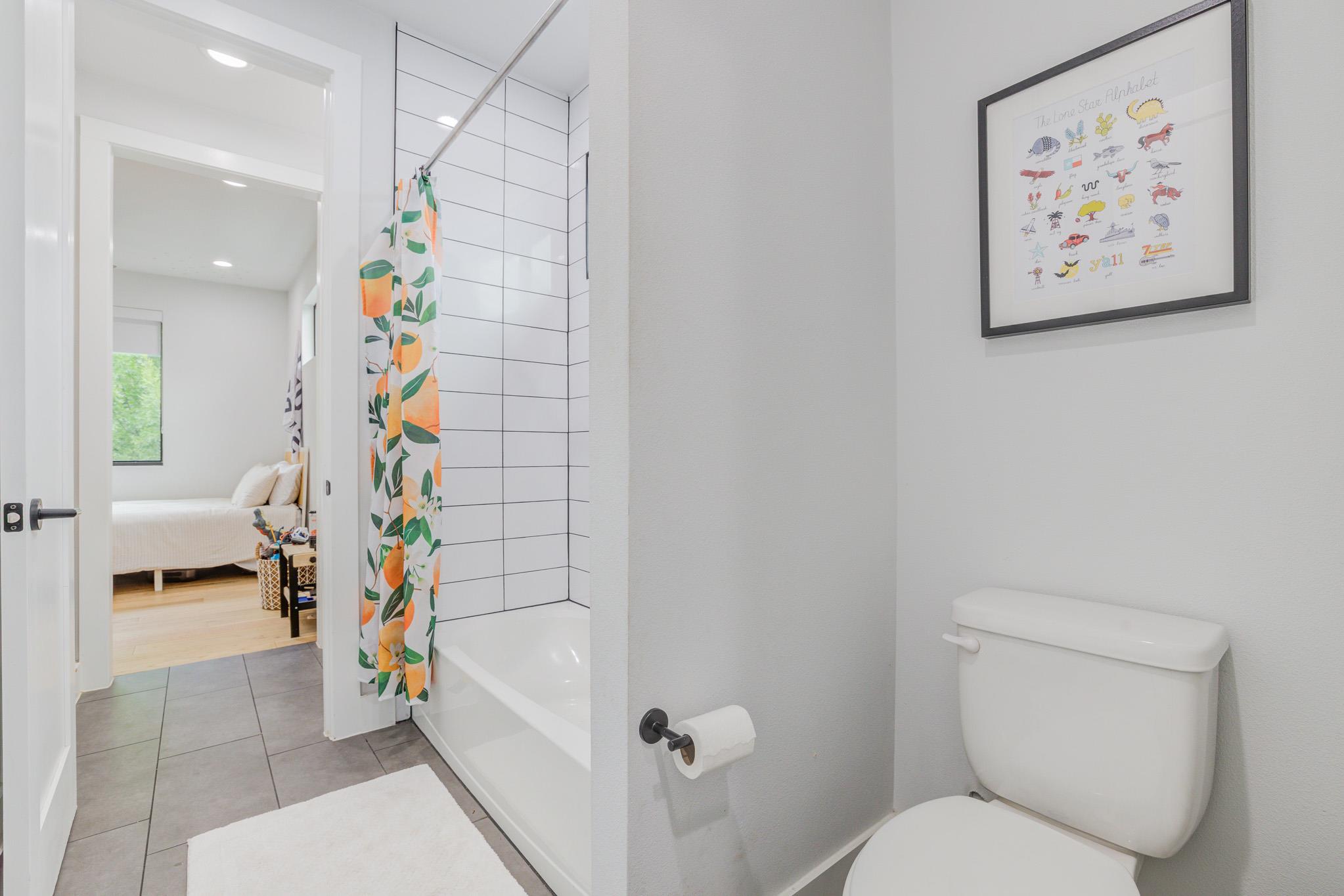 5520 Woodrow Ave # 2, Austin, TX 78756