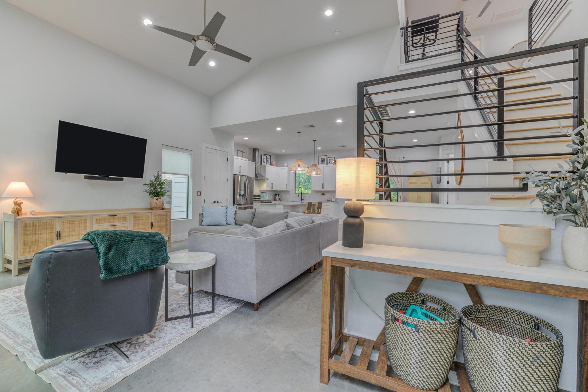 5520 Woodrow Ave # 2, Austin, TX 78756