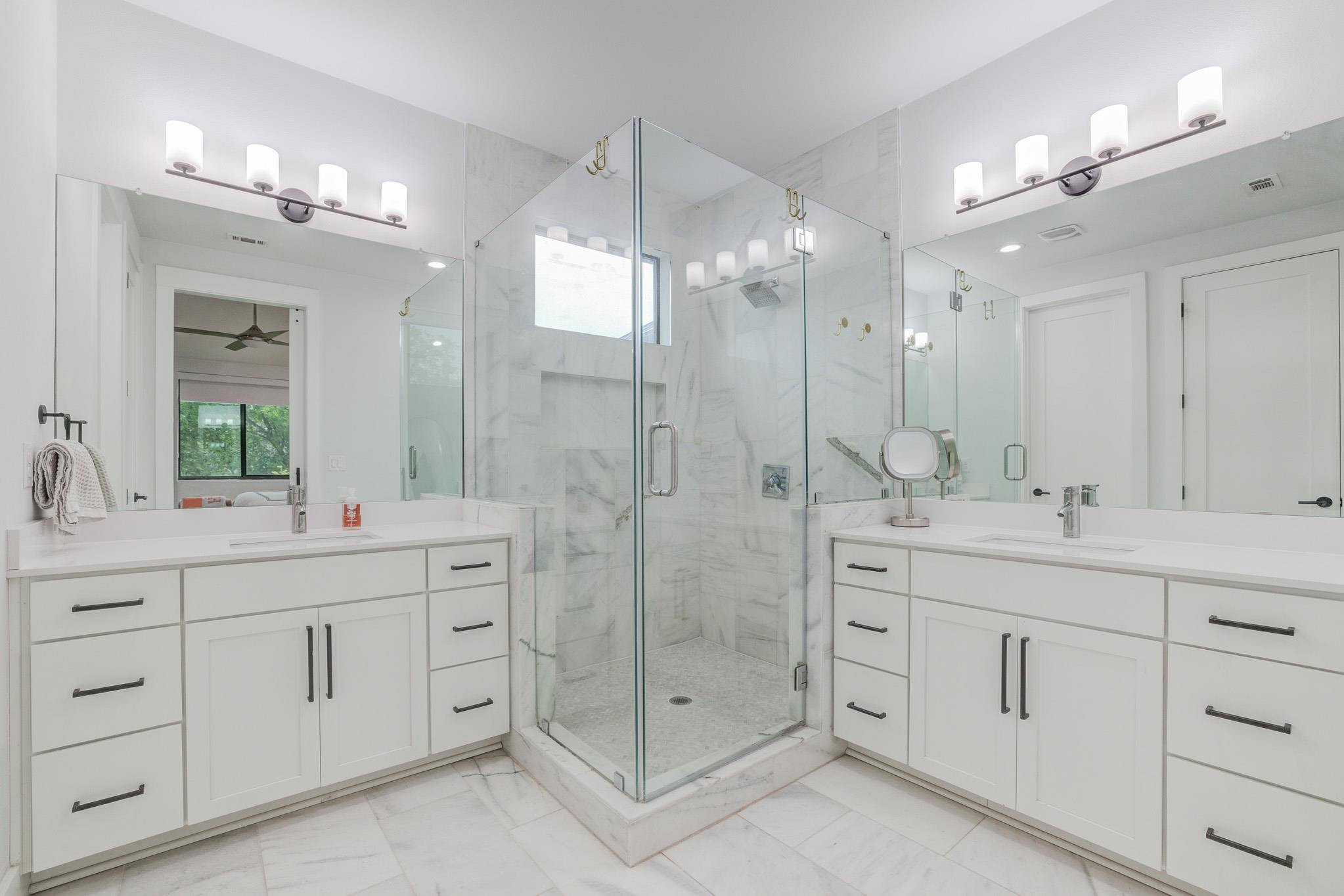 5520 Woodrow Ave # 2, Austin, TX 78756