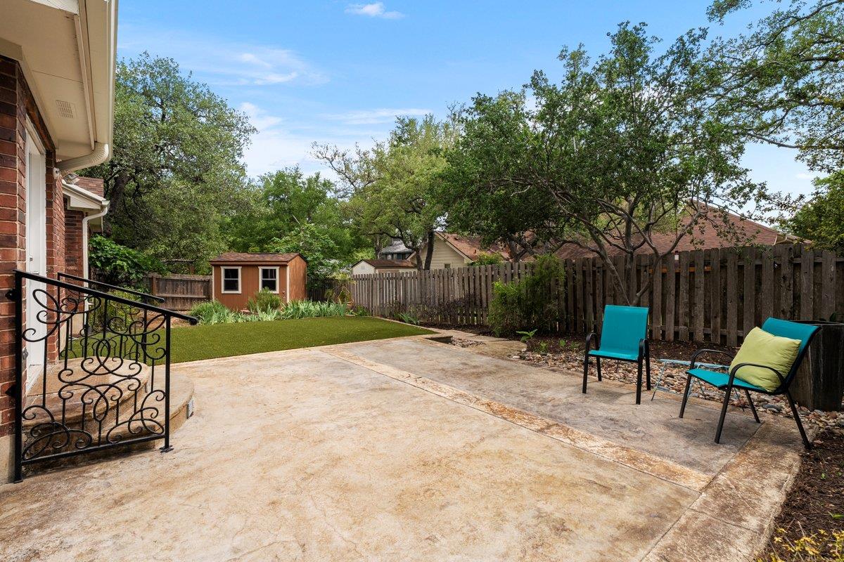 8813 Marybank Dr, Austin, TX 78750