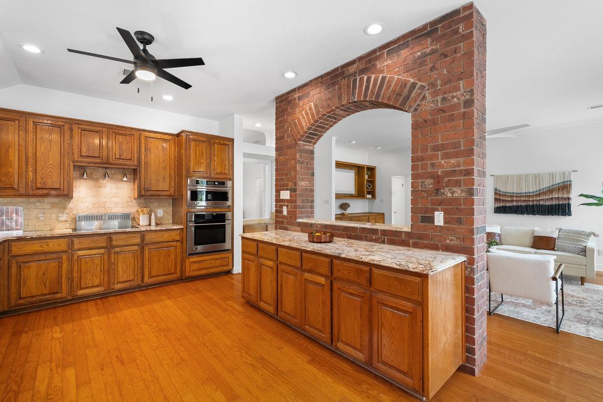 8813 Marybank Dr, Austin, TX 78750