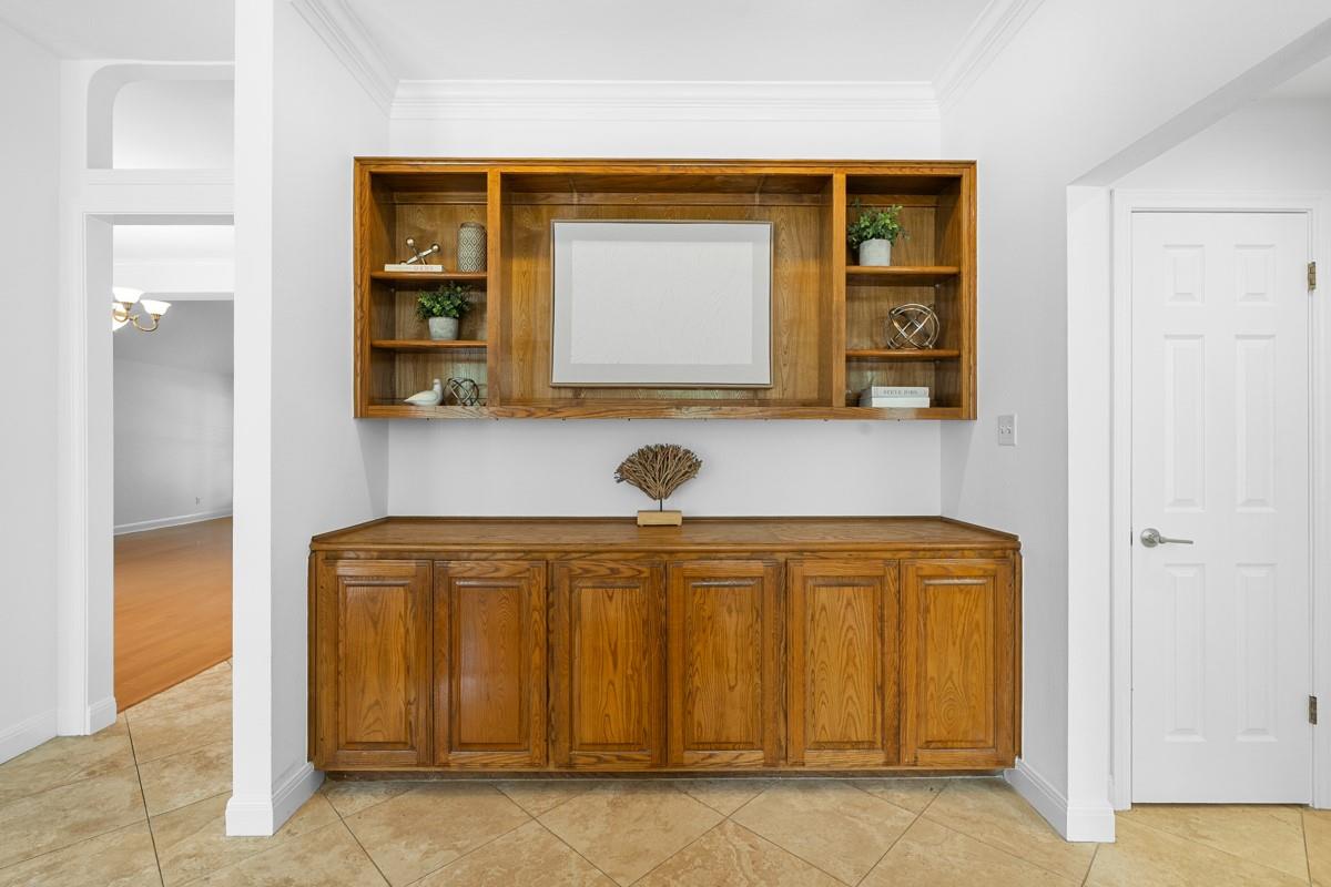 8813 Marybank Dr, Austin, TX 78750