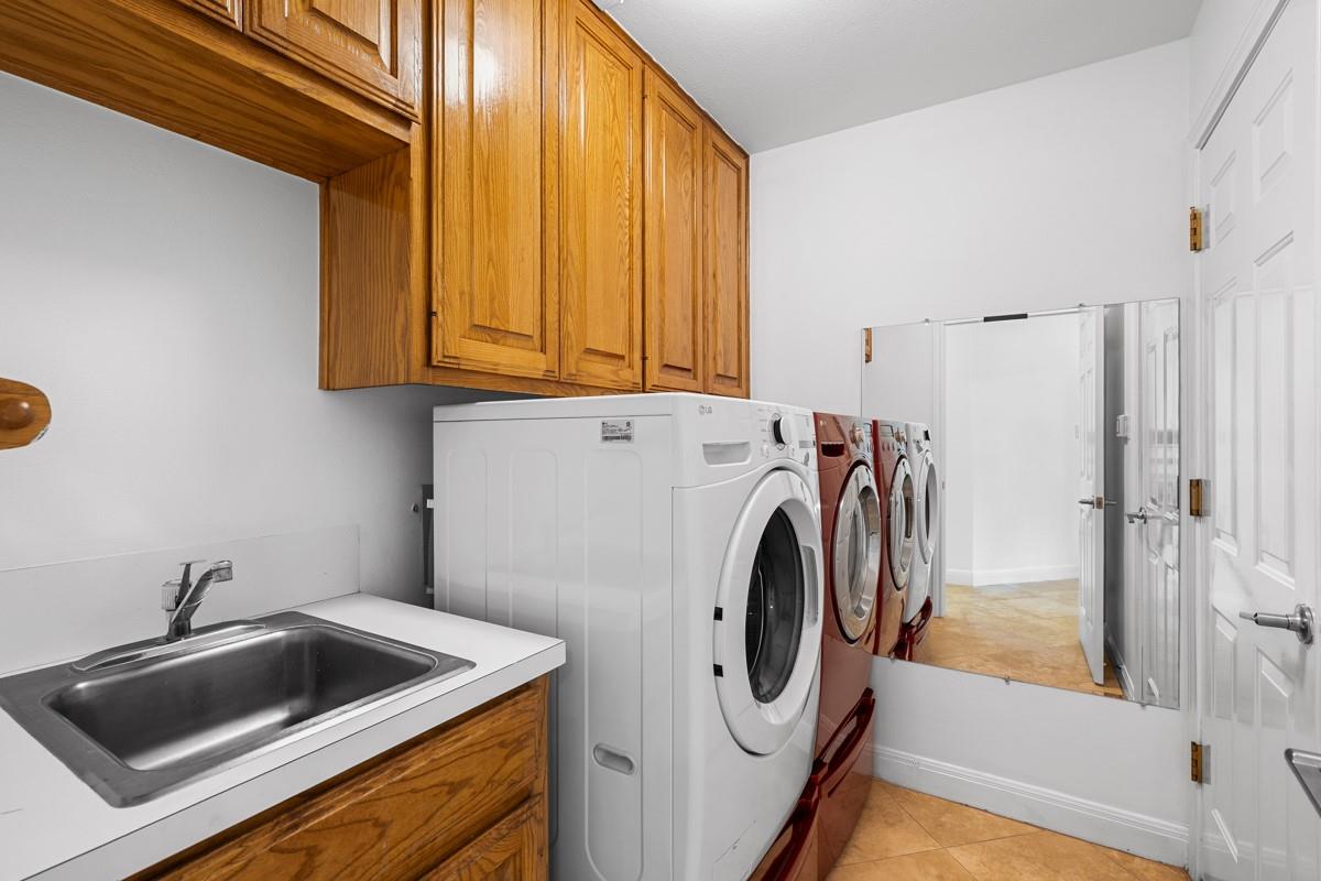 8813 Marybank Dr, Austin, TX 78750