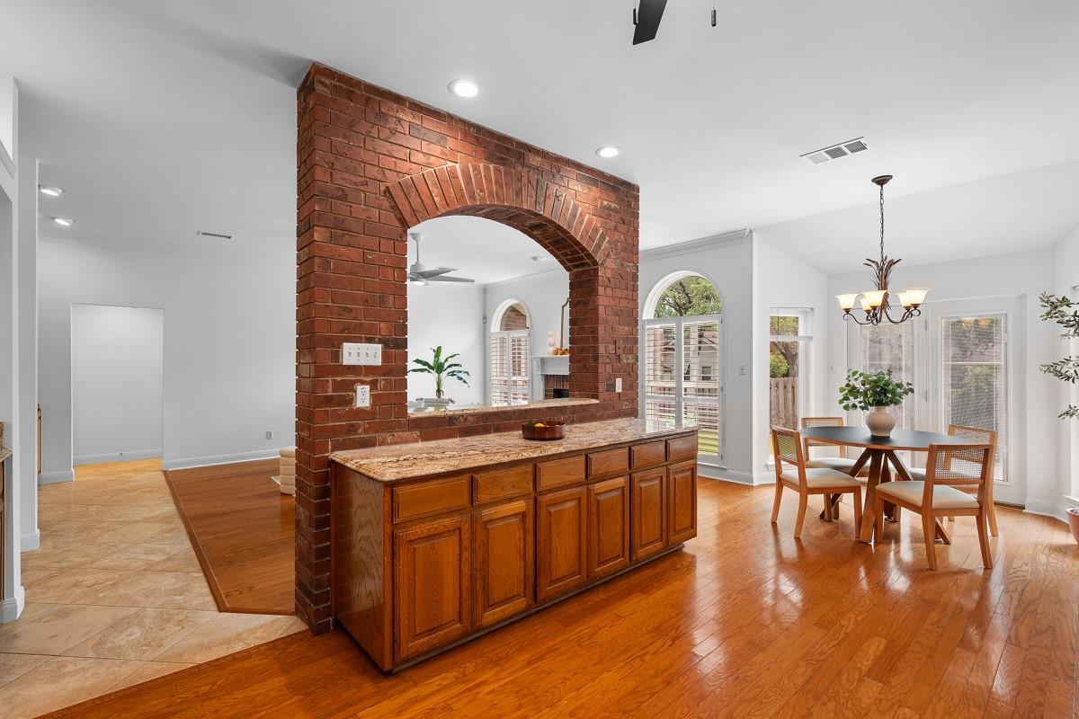 8813 Marybank Dr, Austin, TX 78750