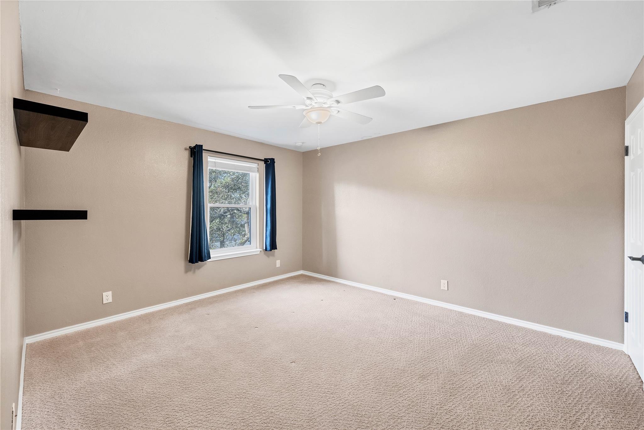 13233 Briar Hollow Dr, Austin, TX 78729