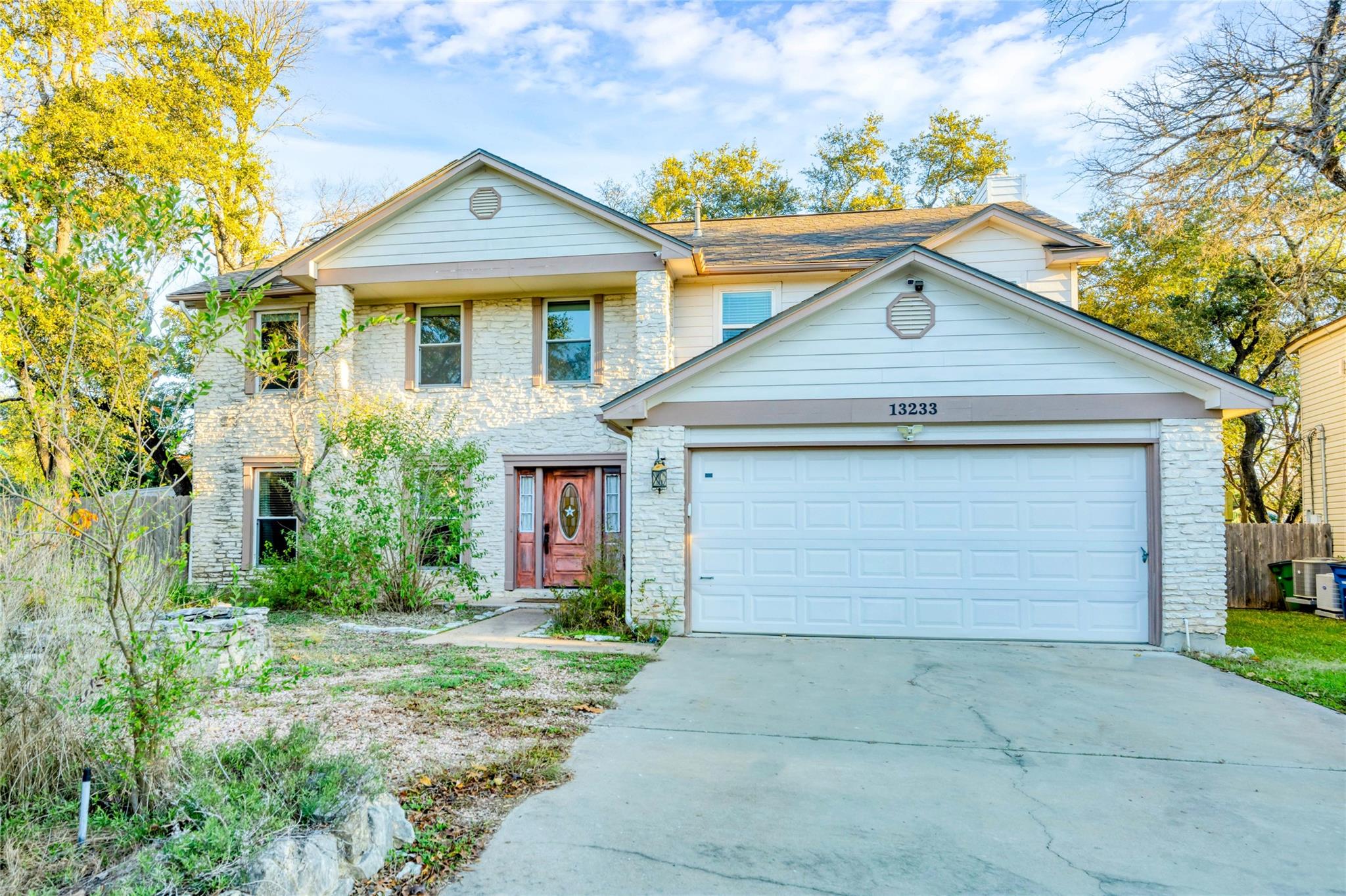 13233 Briar Hollow Dr, Austin, TX 78729