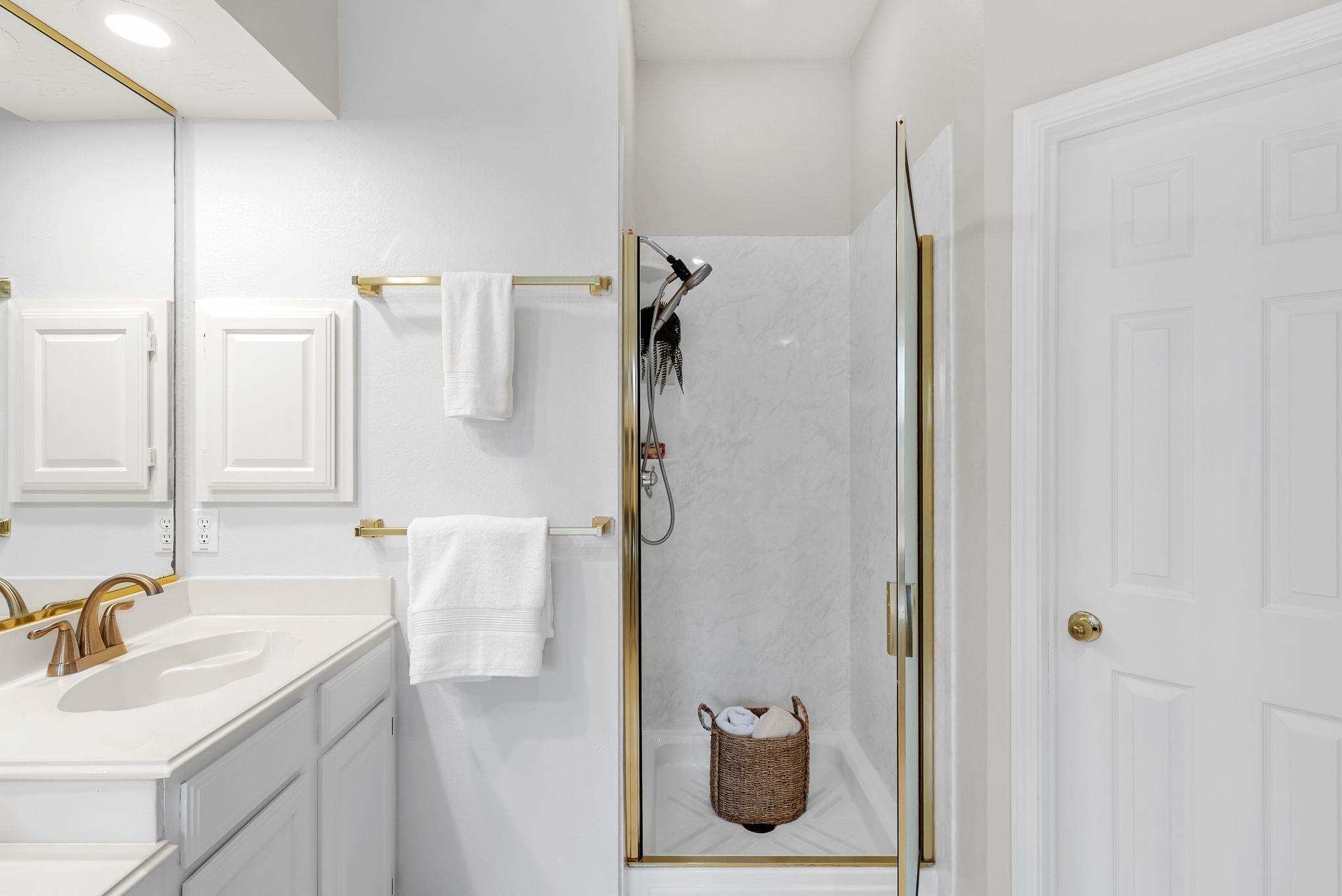 11560 Cedarcliffe Dr, Austin, TX 78750