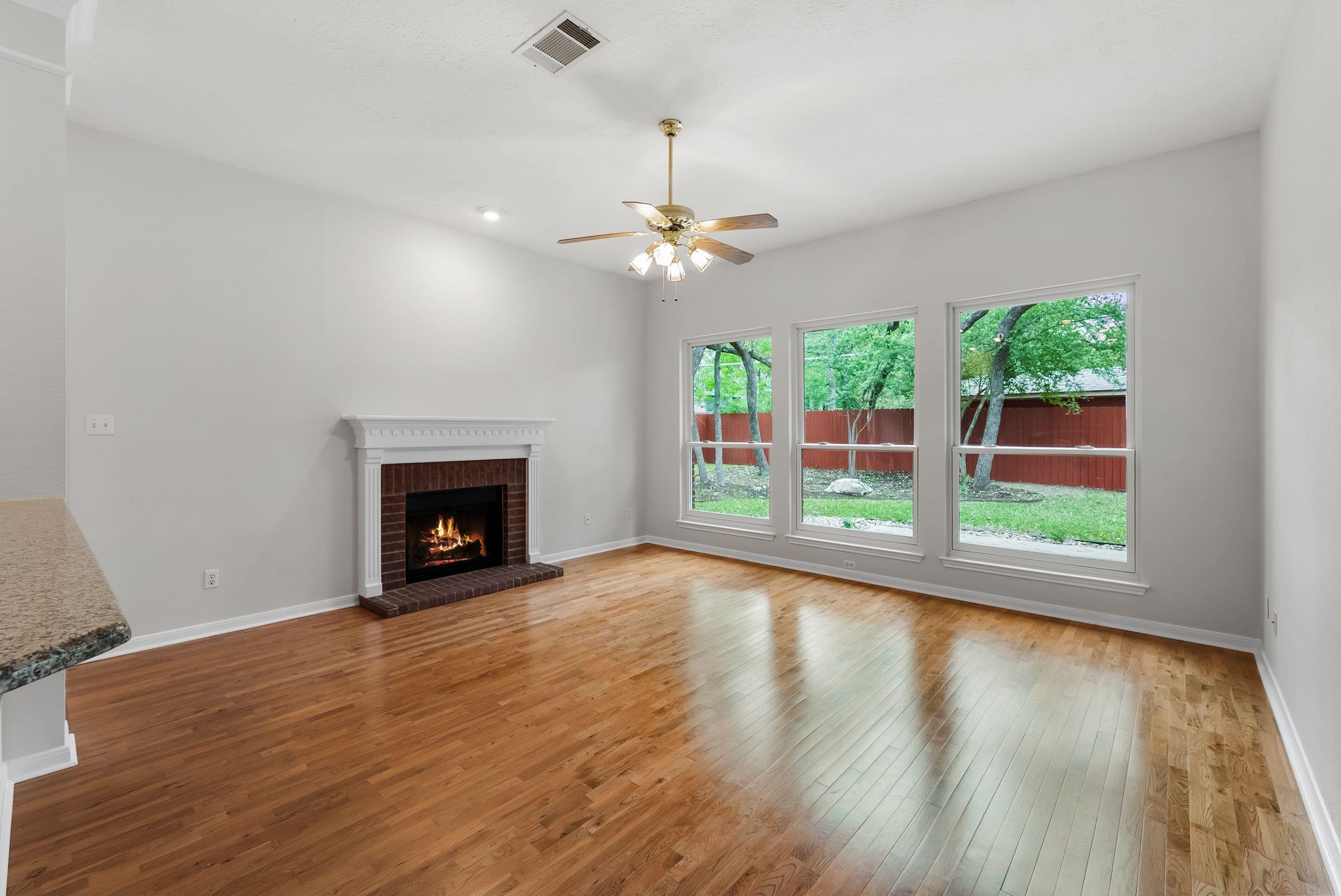 11560 Cedarcliffe Dr, Austin, TX 78750